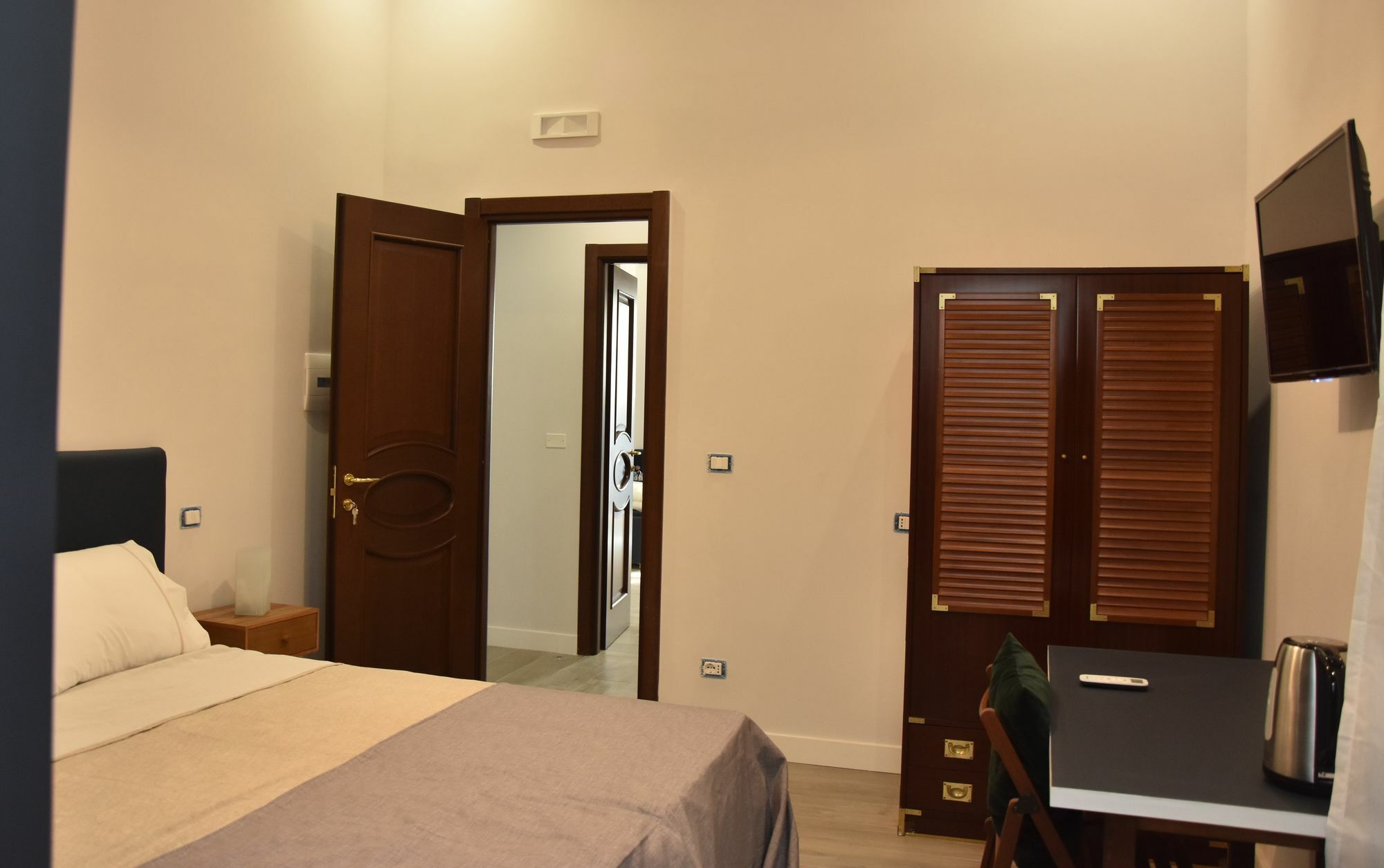 Sant'Alfonso Bed And Breakfast Napoli Bagian luar foto