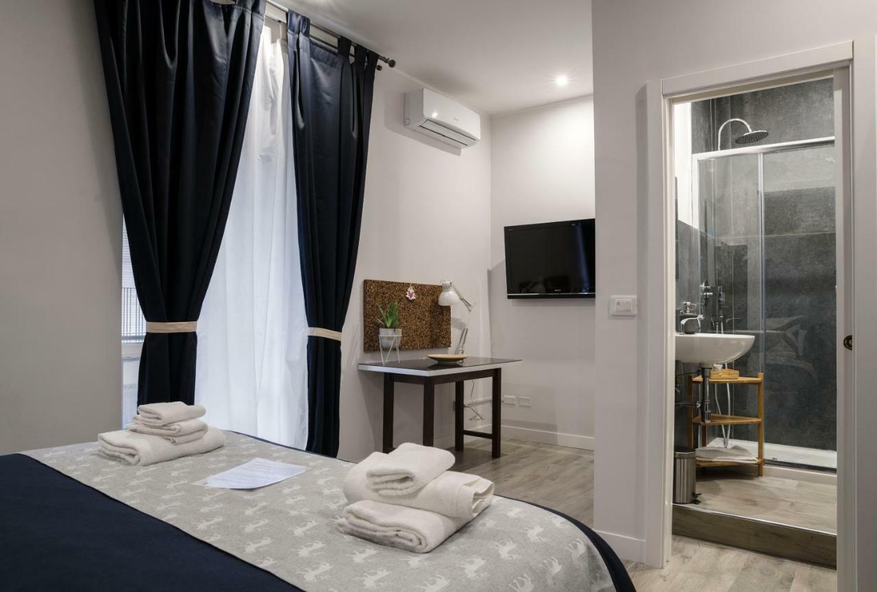 Sant'Alfonso Bed And Breakfast Napoli Bagian luar foto